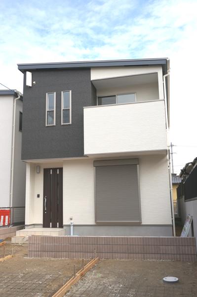 Local appearance photo. Local (12 May 2013) Shooting