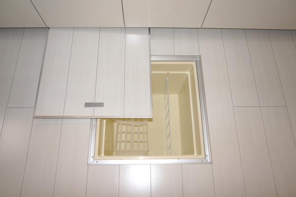 Receipt. Indoor (12 May 2013) Shooting