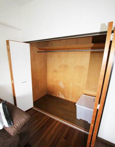 Receipt. Storage also large capacity!