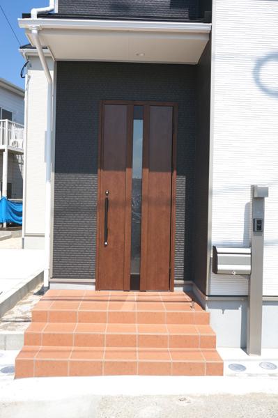 Same specifications photos (appearance). (Building 2) same specification