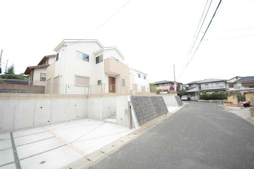 Parking lot. Local (September 2013) Shooting