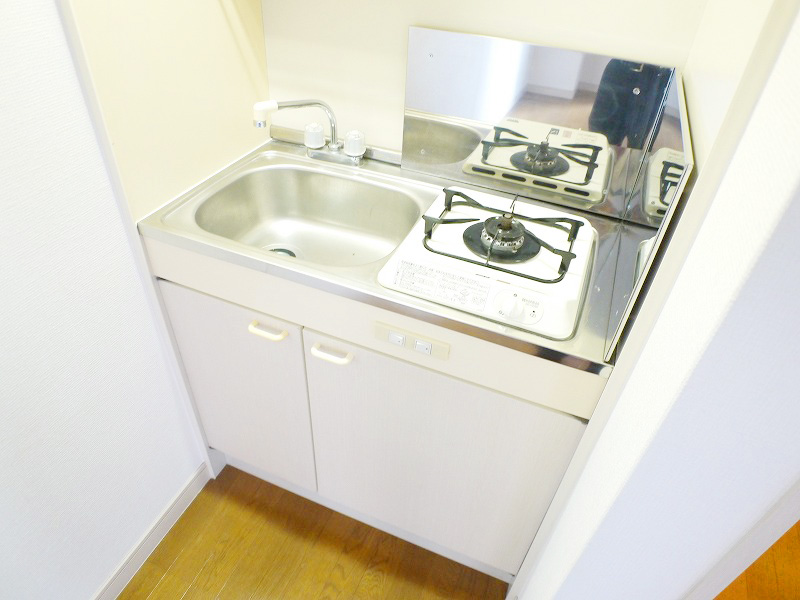 Kitchen. Spacious kitchen