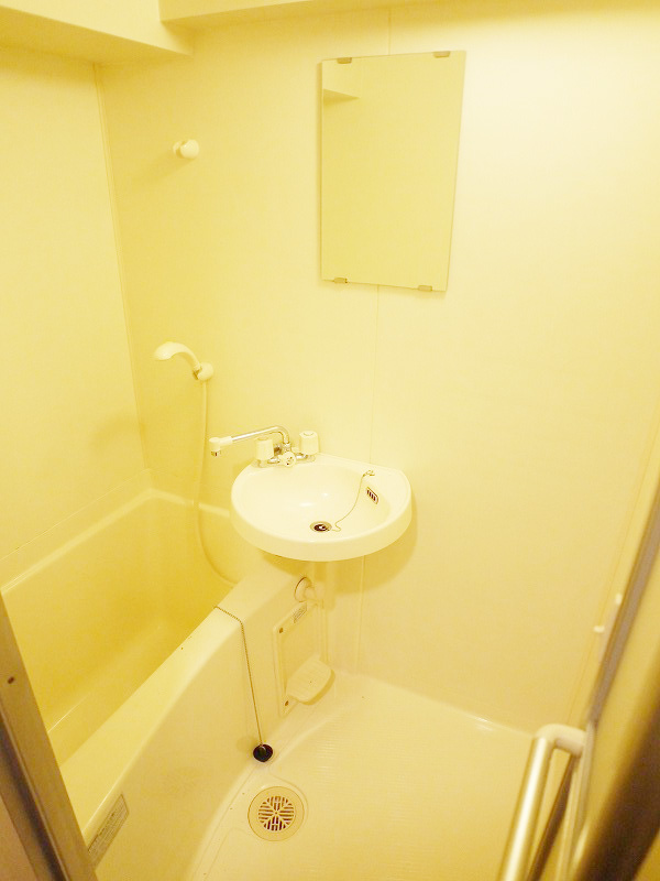 Bath. Bus at this price ・ Toilet separately