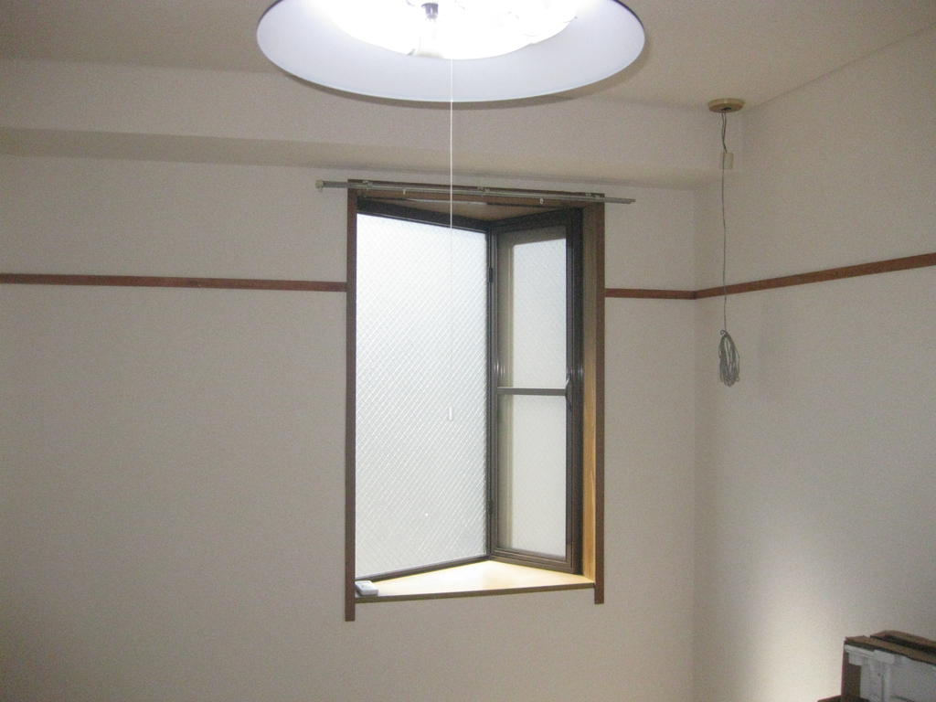 Other Equipment. bay window