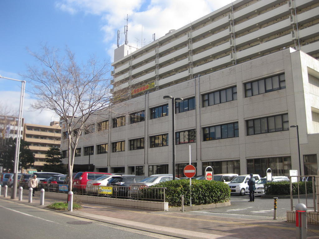 Government office. 864m to Fukuoka West Ward (government office)