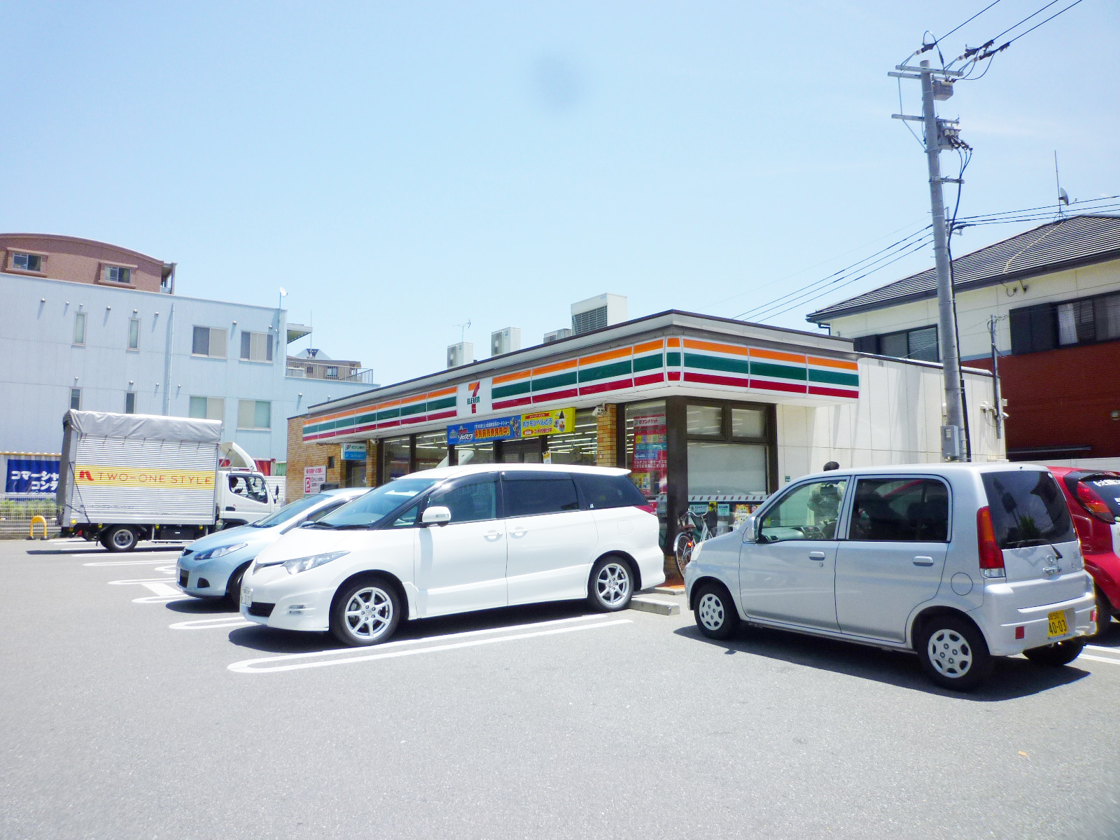 Convenience store. 180m to Seven-Eleven Fukuoka Meinohama Station Nishiten (convenience store)