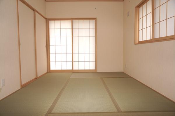 Non-living room. Indoor (11 May 2013) Shooting