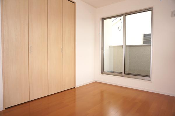 Non-living room. Indoor (11 May 2013) Shooting