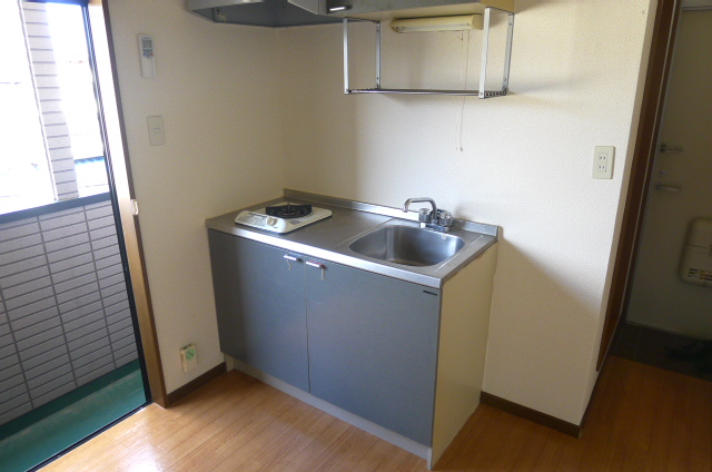 Kitchen. Stove 1-neck with a kitchen! 