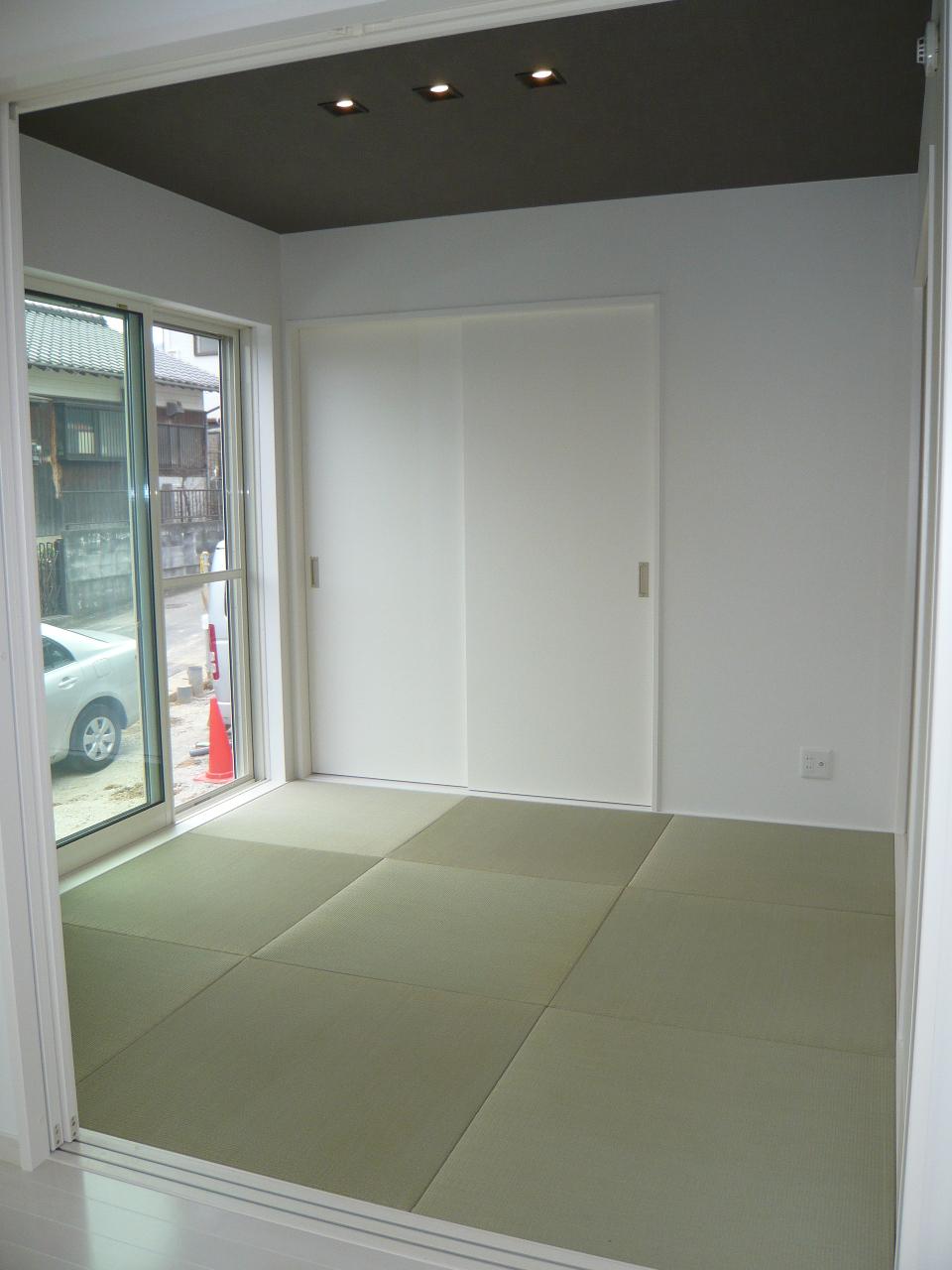 Non-living room. Indoor (11 May 2013) Shooting