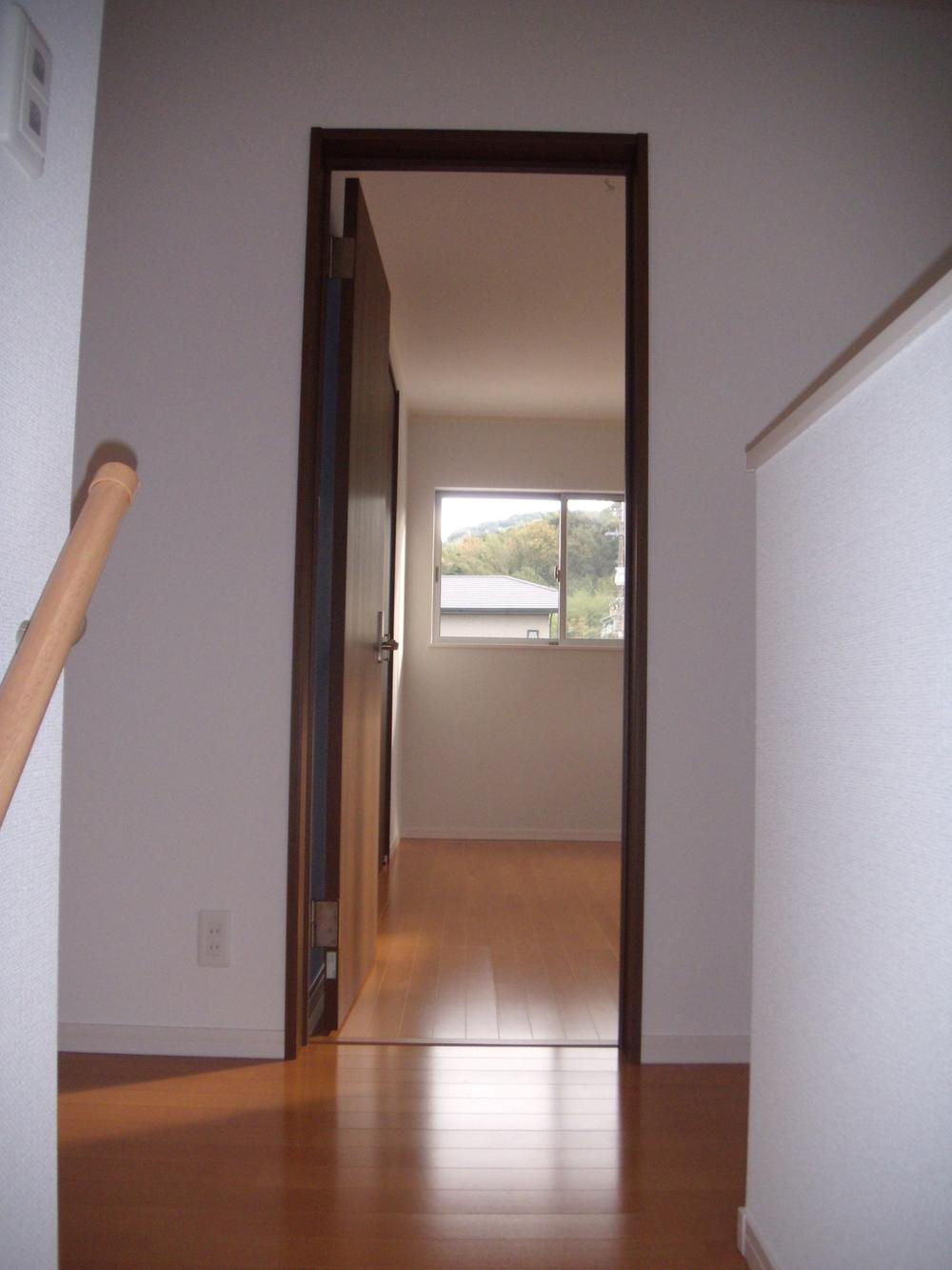 Same specifications photos (Other introspection)