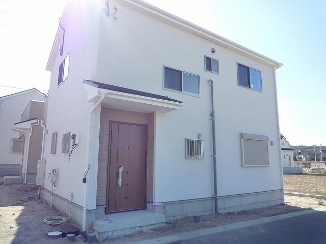 Local appearance photo. 1 Building site (November 2013) Shooting