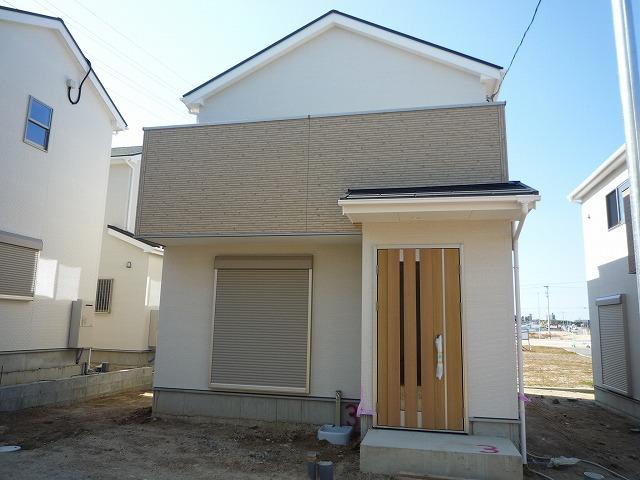 Local appearance photo. 3 Building site (November 2013) Shooting