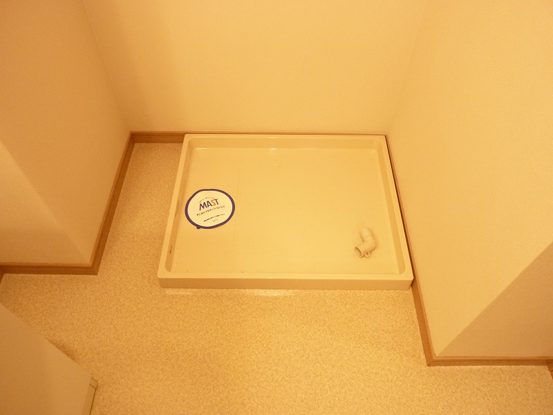 Other Equipment. Of course Laundry Area is room ☆