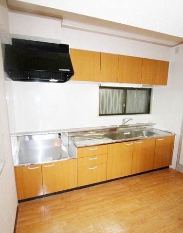 Kitchen. Spacious kitchen space!