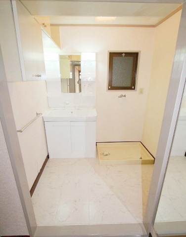 Washroom. It is spacious also dressing room