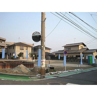 Local photos, including front road. Local photos (H25.10.11)