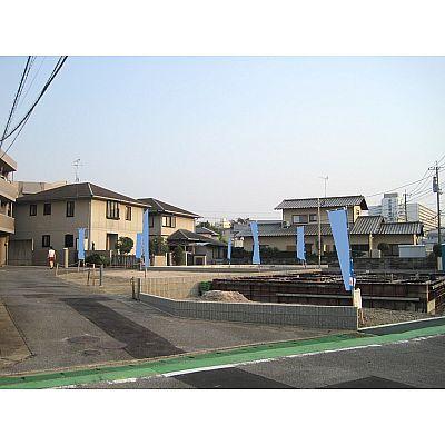 Local photos, including front road. Local photos (H25.10.11)