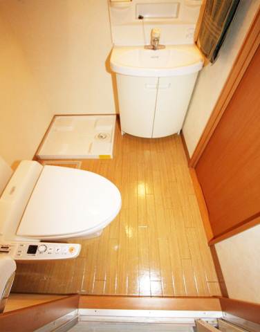 Washroom. Is a dressing room