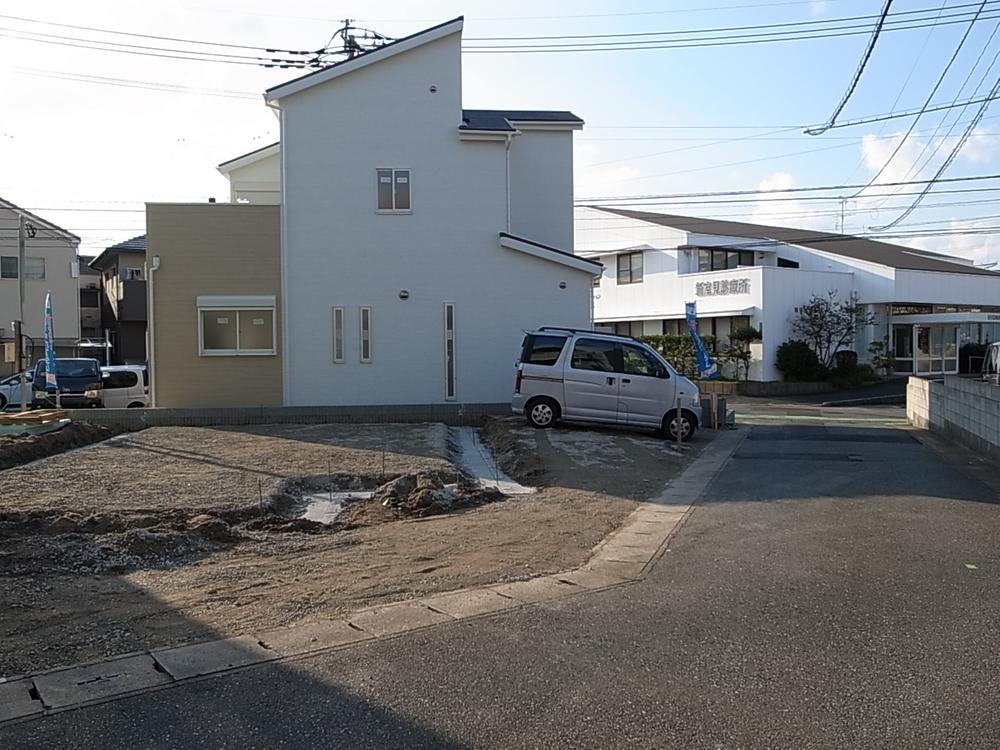 Local appearance photo. Local (11 May 2013) Shooting