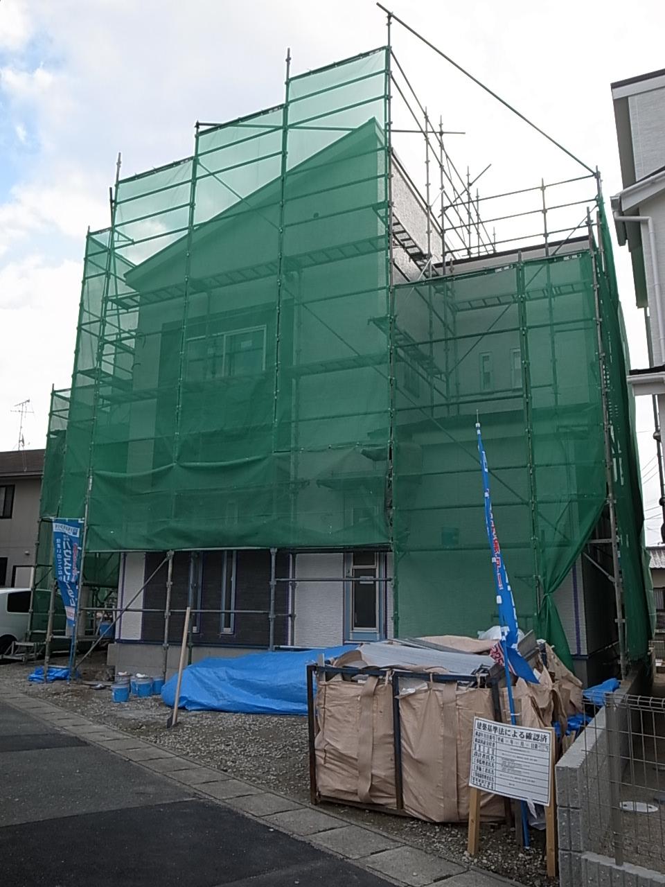 Local appearance photo. Local (12 May 2013) Shooting