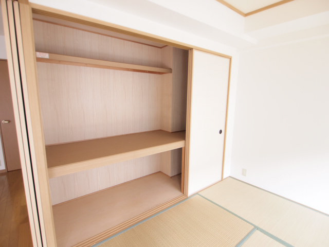 Receipt. Large closet is happy. 