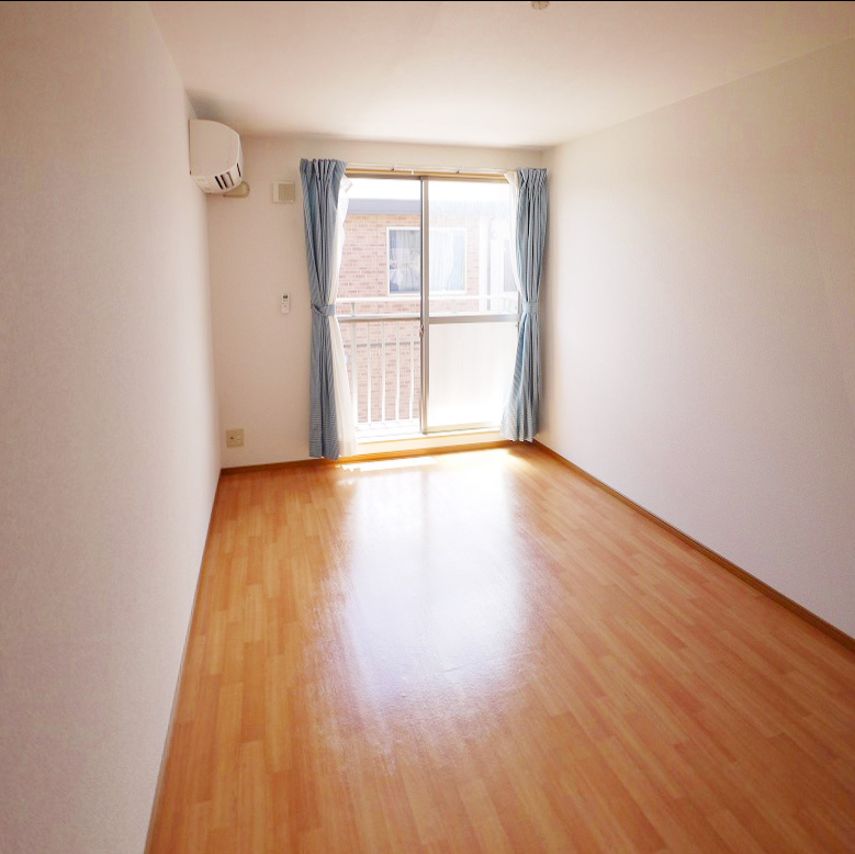 Other room space. Anytime you can preview so please feel free to contact