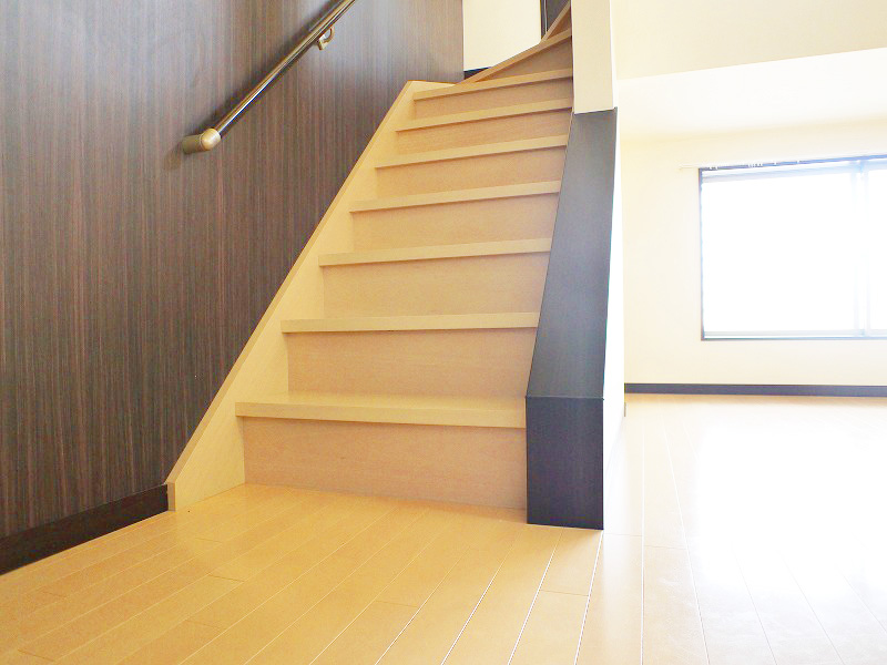 Other room space. Stylish maisonette