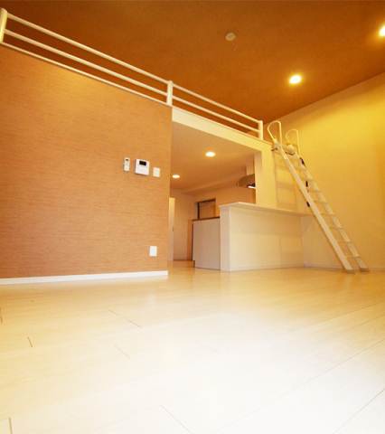 Living and room. This grade at this price! Preview is also available! 