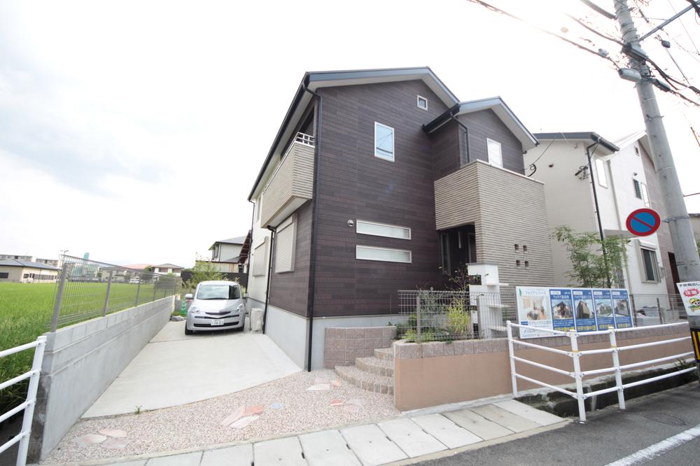 Local appearance photo. Local (September 2013) Shooting