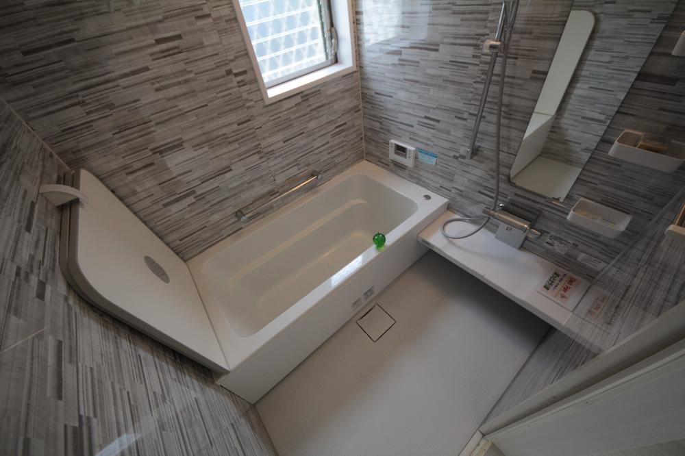 Bathroom. Indoor (September 2013) Shooting