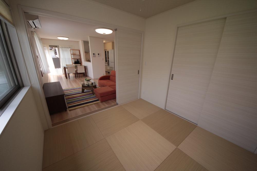 Non-living room. Indoor (September 2013) Shooting