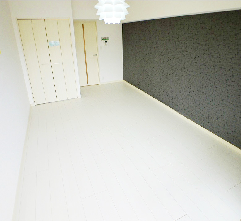 Other room space. Anytime you can preview so please feel free to contact