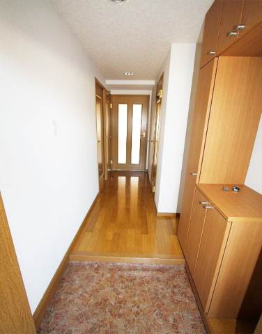 Entrance. It is the entrance part!