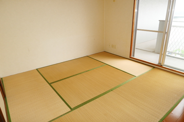 Other room space. Relaxing Japanese-style room