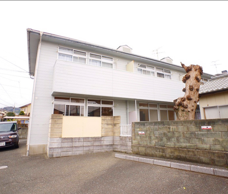 Building appearance. Cute corporate type