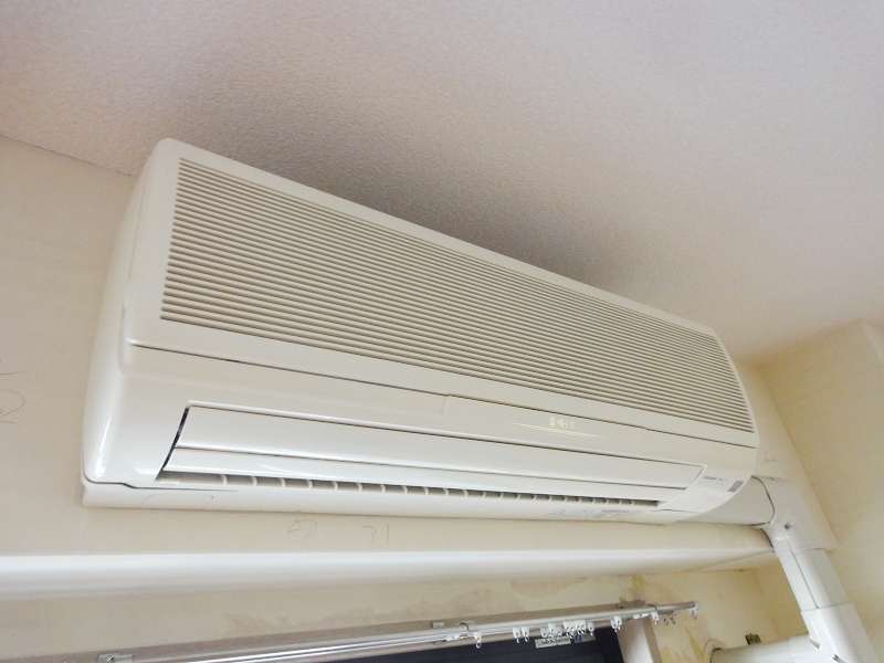 Other Equipment. Of course, air conditioning as standard equipment