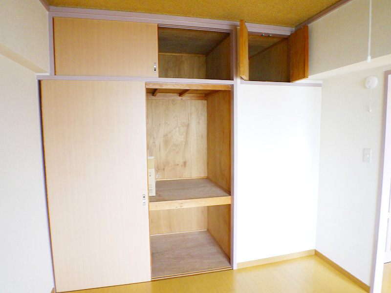 Receipt. Storage was ~ There N Kkusa