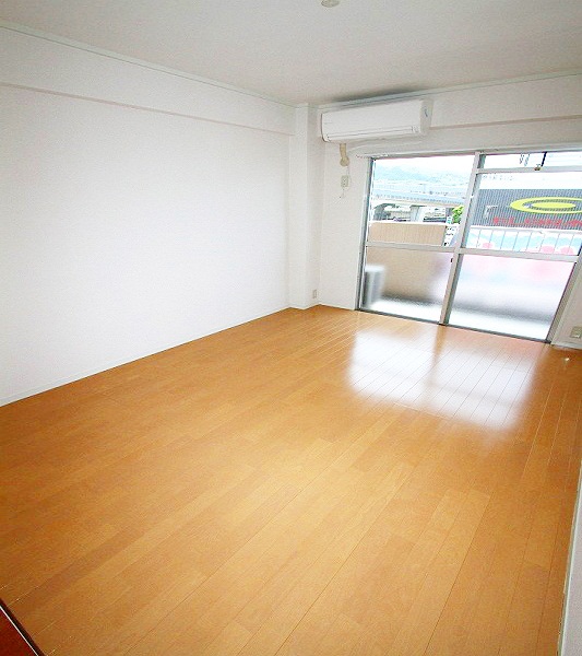 Other room space. I'm happy with air conditioning!