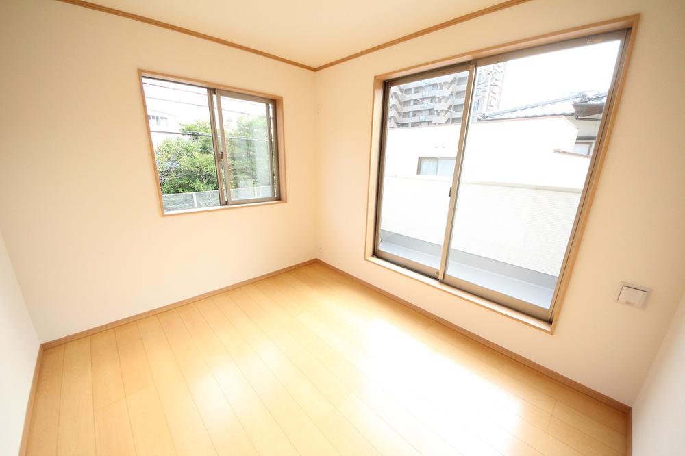 Non-living room. (November 2013) Shooting