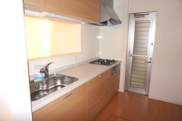 Same specifications photo (kitchen). (No. 2 place) the same specification