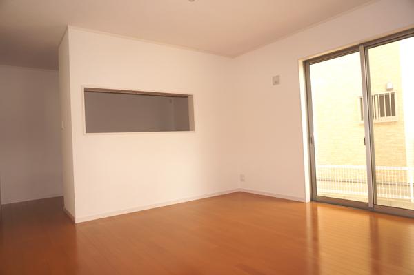 Same specifications photos (living). (No. 2 place) the same specification