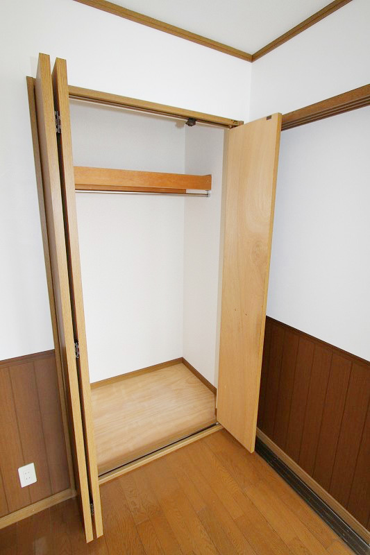 Receipt. It is just the right size of the closet