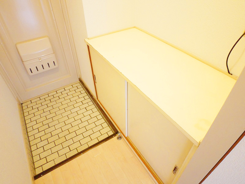 Entrance. Entrance, Cupboard is also plenty