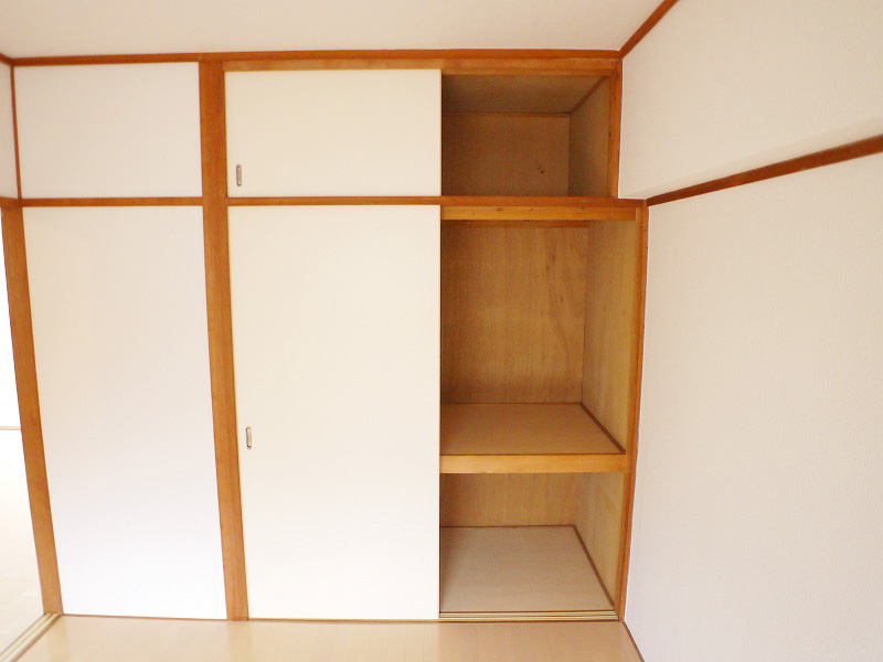 Receipt. Storage also plenty