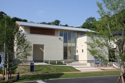 exhibition hall / Showroom. Yamada ・ Esubaieru Home Please contact Marina Street exhibition hall!