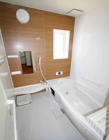 Living and room. Bathing is a must-see!