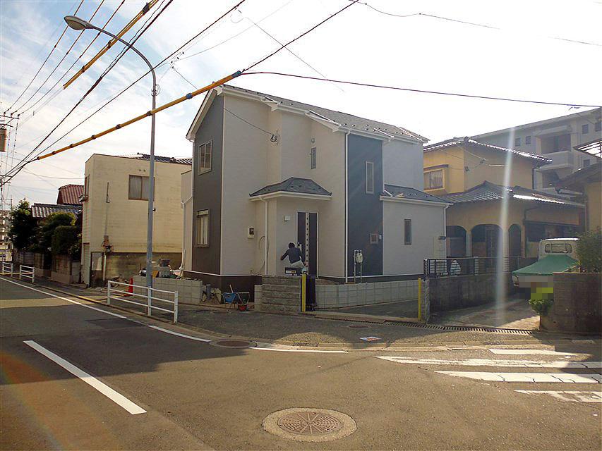 Local appearance photo. Local photo (2013 October 18, 2008)