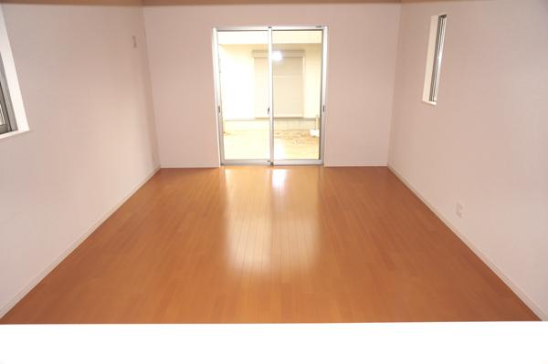 Living. Indoor (11 May 2013) Shooting