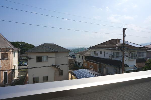 View photos from the dwelling unit. View from local (September 2013) Shooting